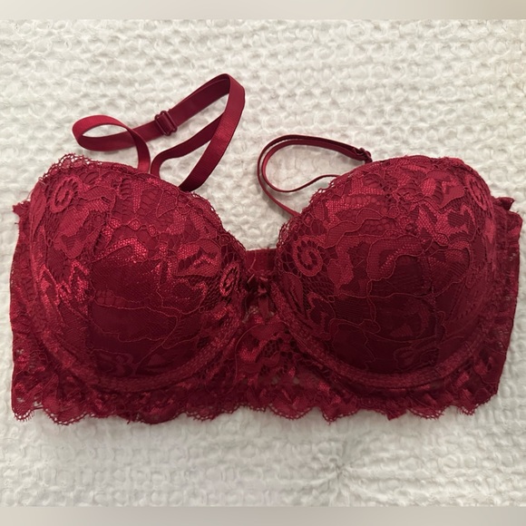 Marilyn Monroe Other - NWOT Marilyn Monroe Red Lace Lingerie Push-Up Bra 34B
